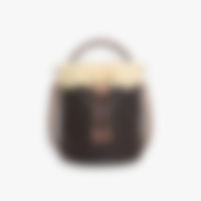 Arc Clasp Shoulder 20 – Natural Leather | Signature Hardware