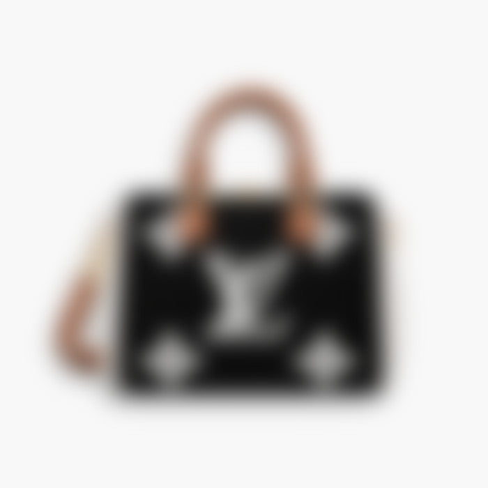 Daily Barrel 25 – Black Leather | Silver Hardware