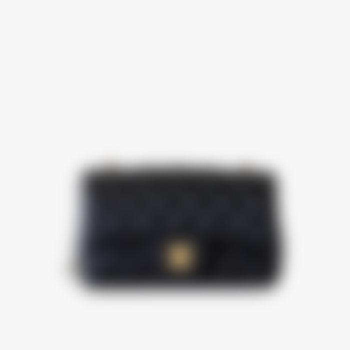 Signature Flap 20 – Black Leather | Silver Hardware